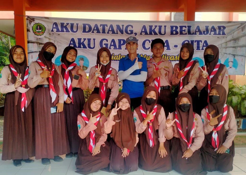 english club smpn 1 tarik