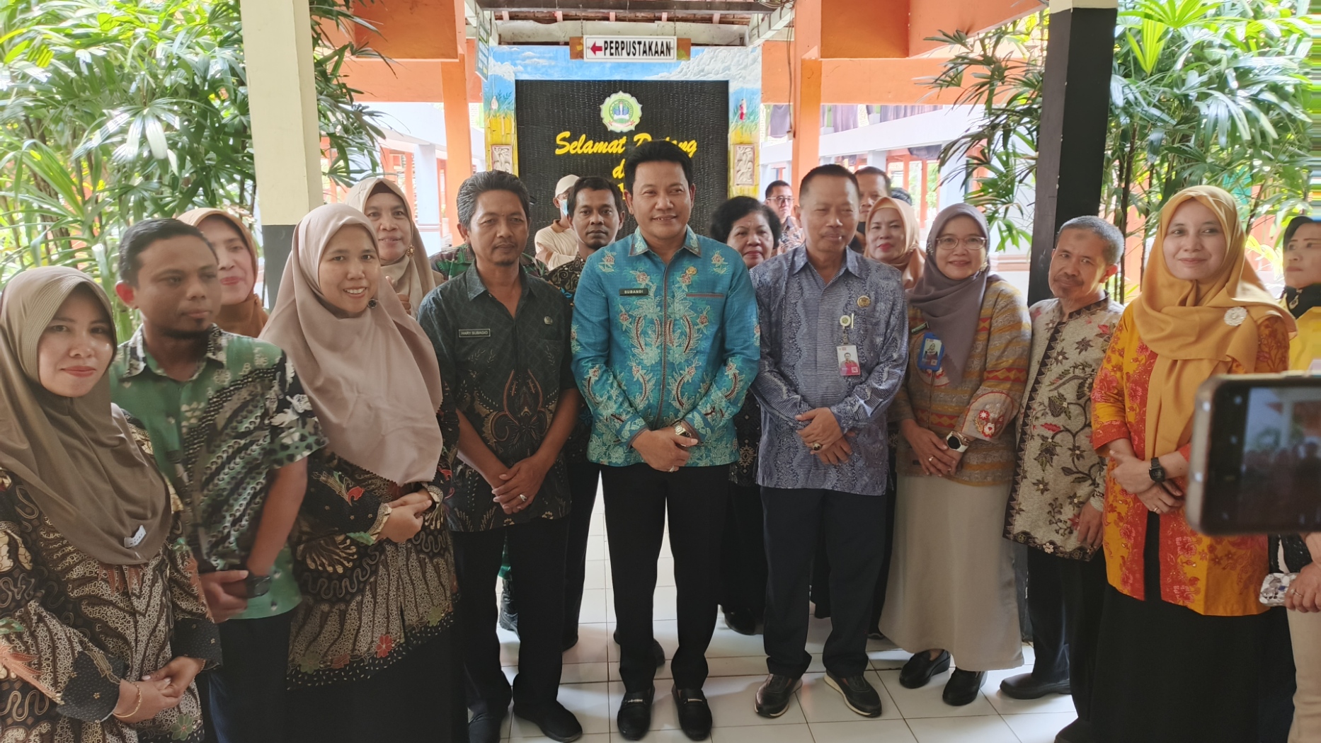 MBG SMPN 1 TARIK