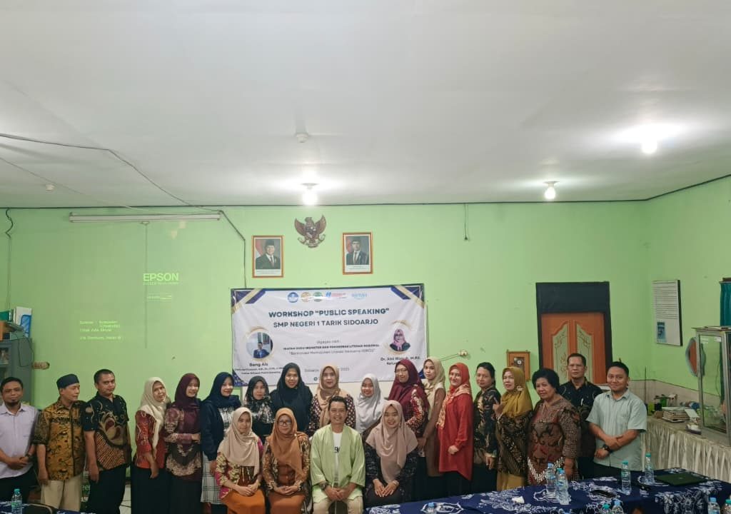 PUBLIC SPEAKING SMPN 1 TARIK