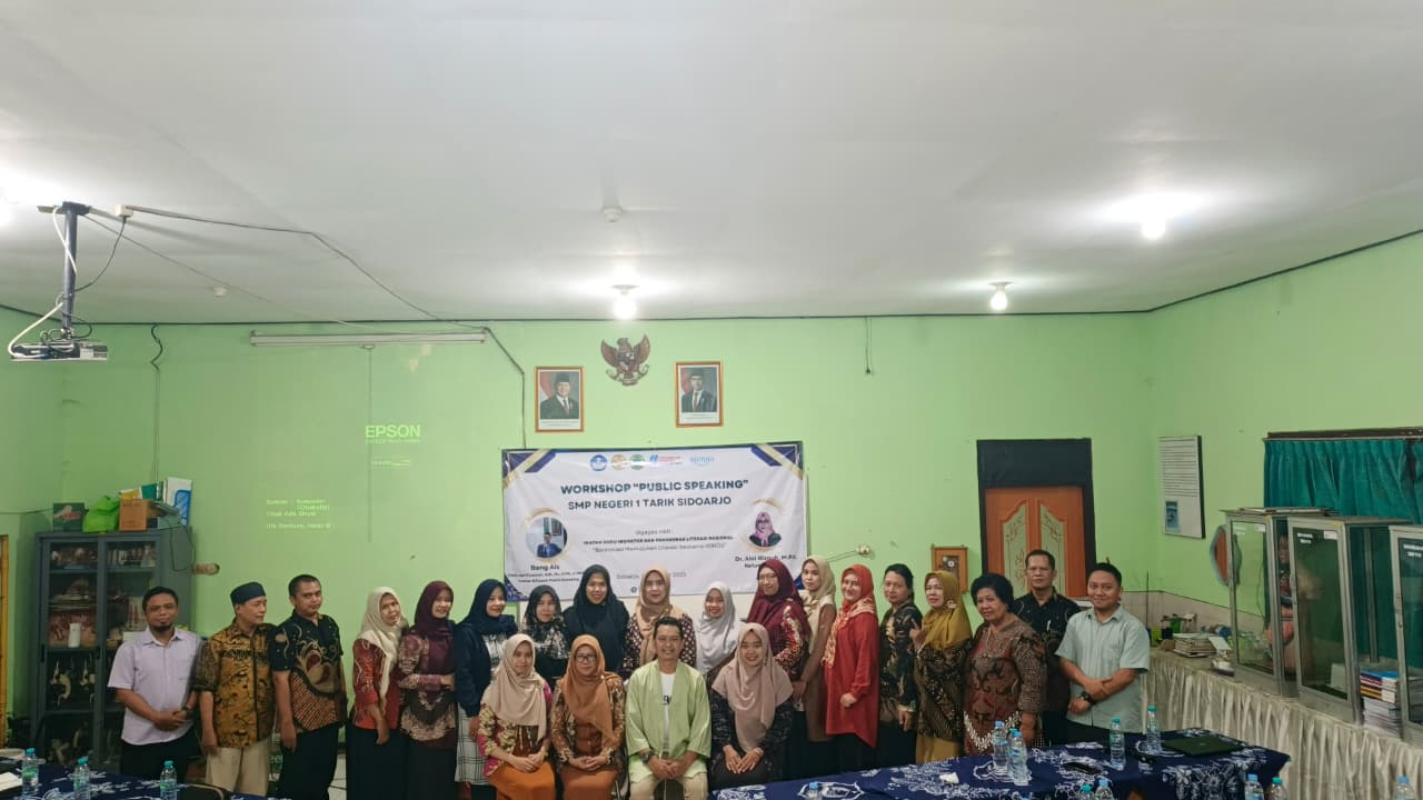 PUBLIC SPEAKING SMPN 1 TARIK